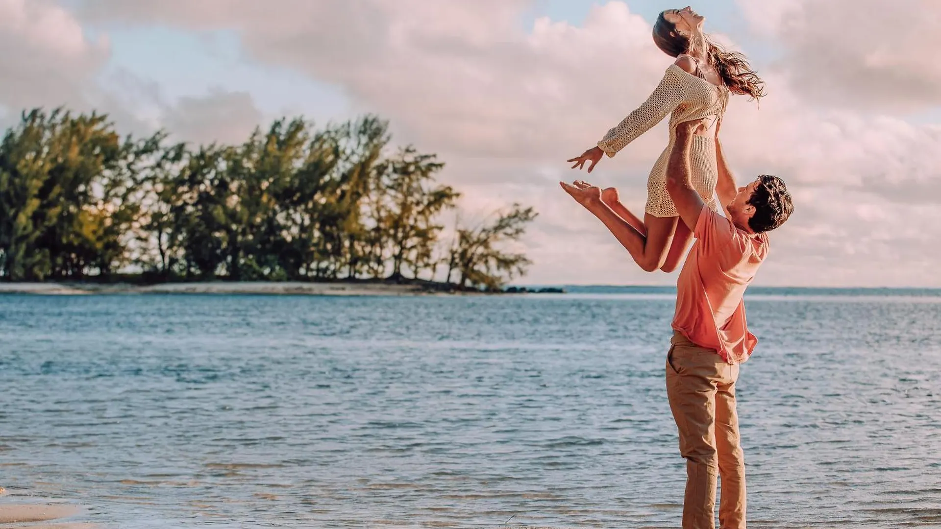 Niu Beach Hotel Moorea